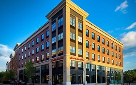 Hampton Inn And Suites Portsmouth nh Downtown